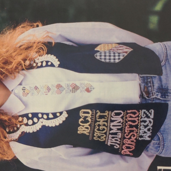 Just CrossStitch Magazine October 1998 - Picture 15 of 15